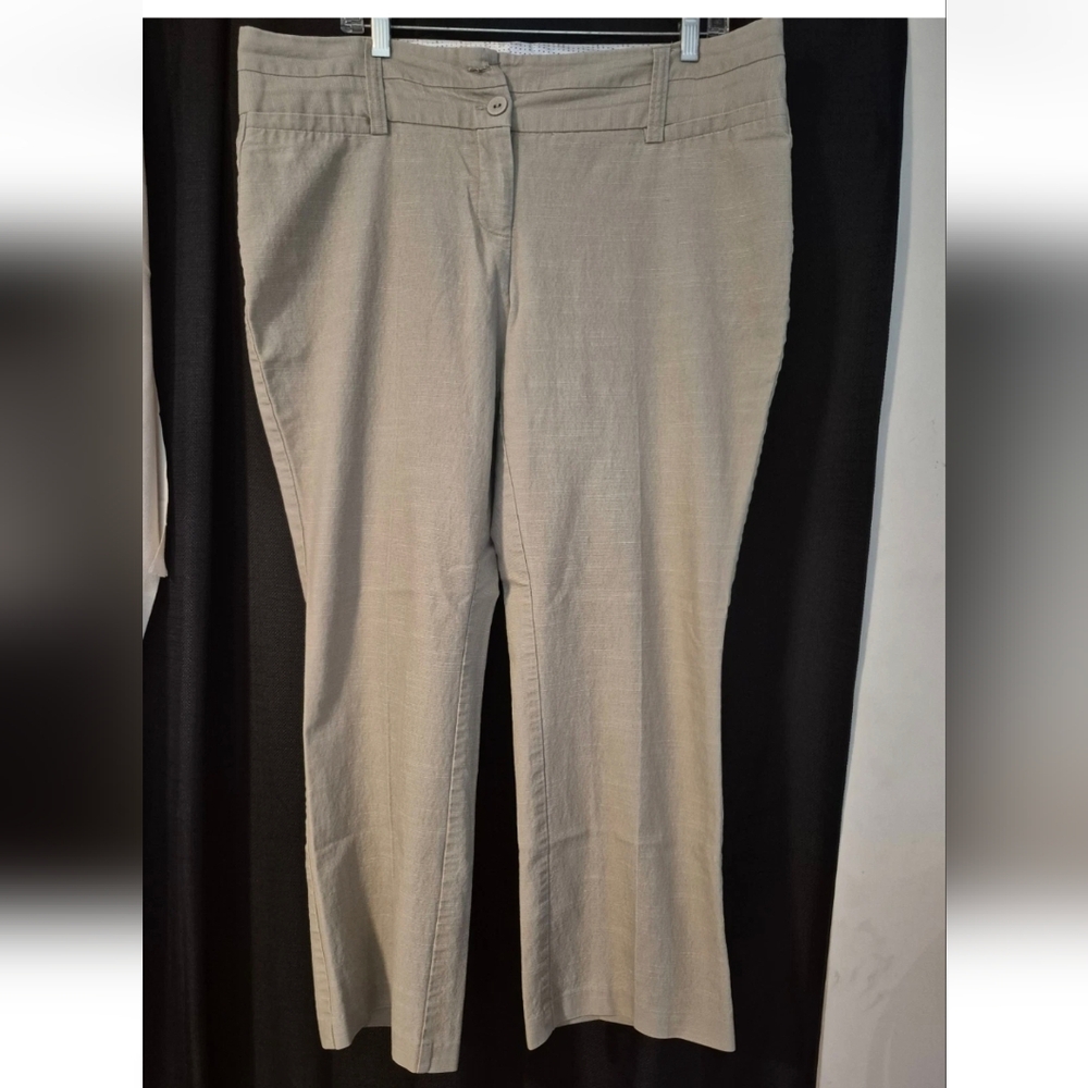 Maurices Beige Casual Dress Pants, 13/14 Short